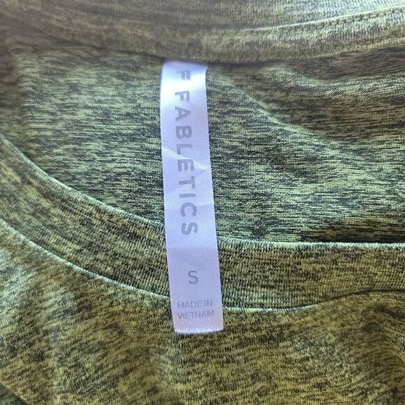 Fabletics womens Sz S green oversize crop workout top - Picture 6 of 6